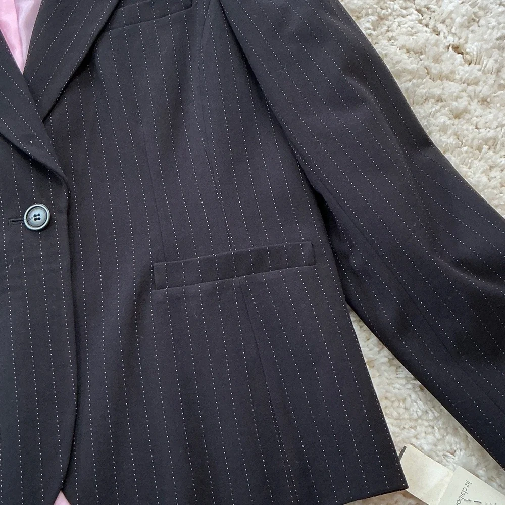 Three Piece Liz Claiborne Black Suit with Pink Pinstripes and Pink Lining - Picture 7 of 15